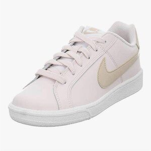 Women NIKE COURT ROYALE shoes size 8.5 new inbox